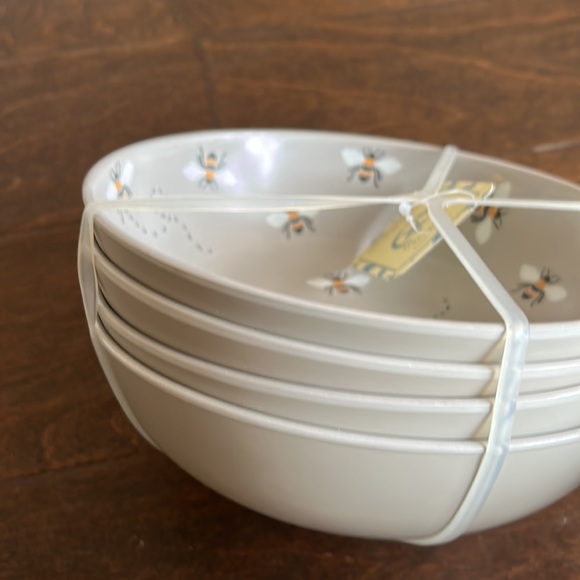 Farmhouse Rachel Ashwell Melamine Salad Pasta Bowls Bumblebee - Picture 3 of 3